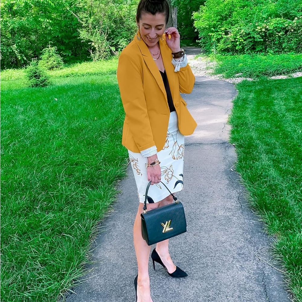 EUC gold blazer